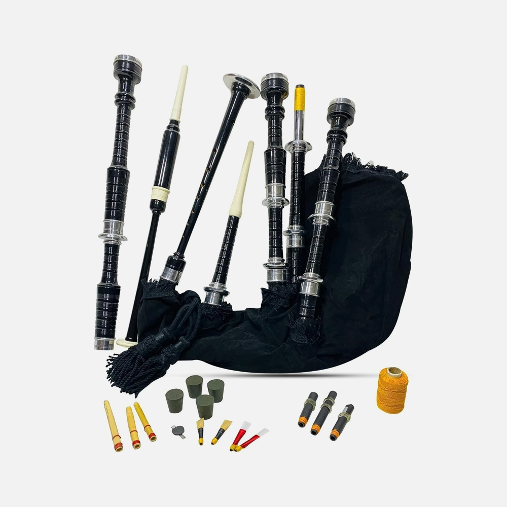 Black Mounts Bagpipe - Image 2